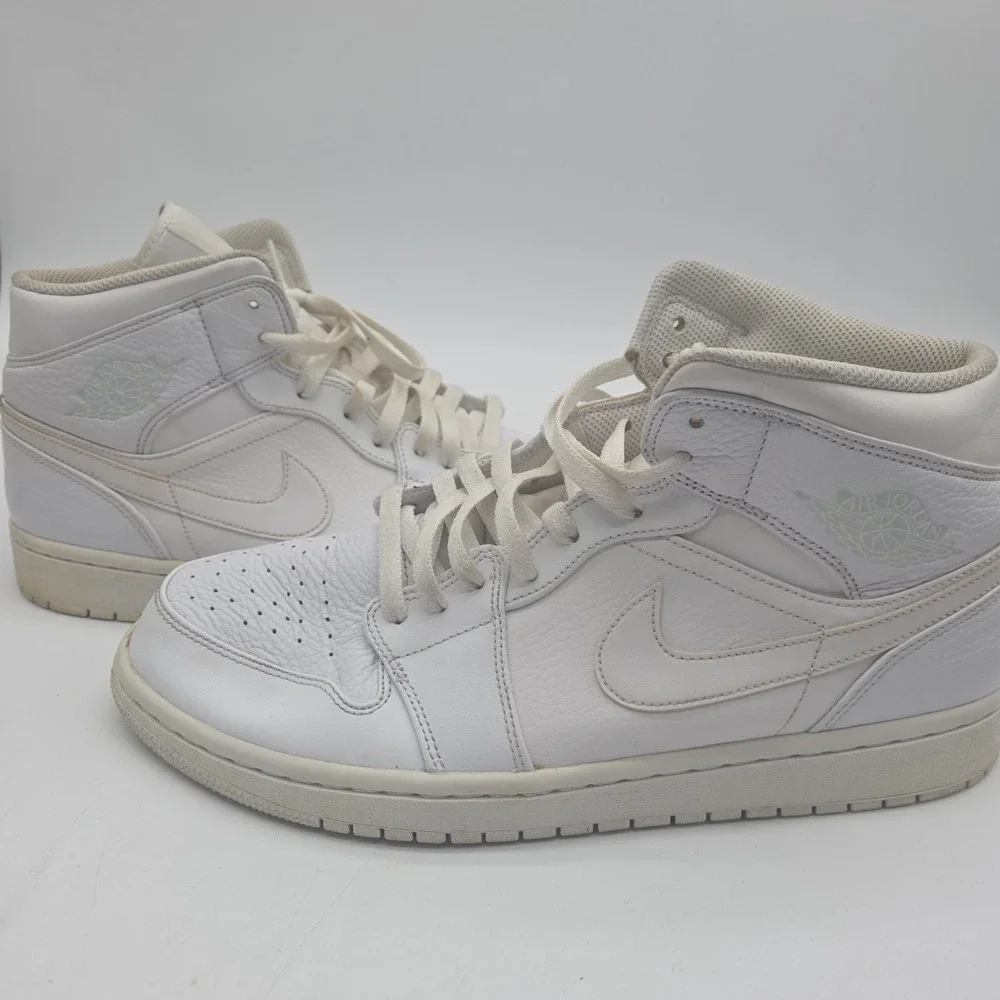 Jordan 1 Mid Triple White 2021 554724-130 Basketball Shoes Men's Size 12